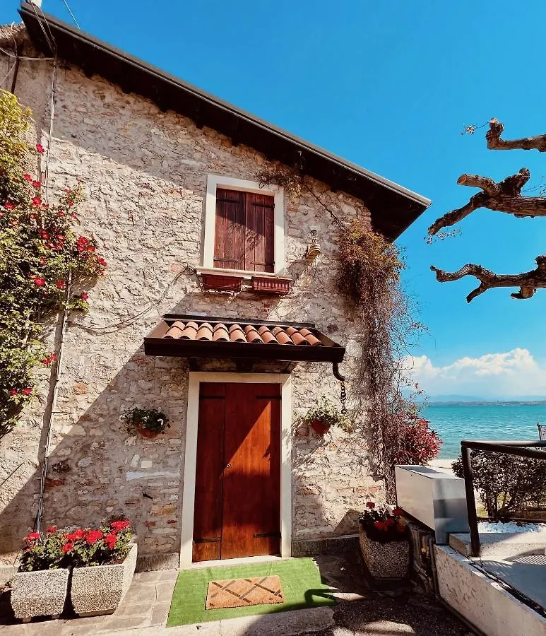 Casa Fornaci Villa Peschiera del Garda 0*,  Italy